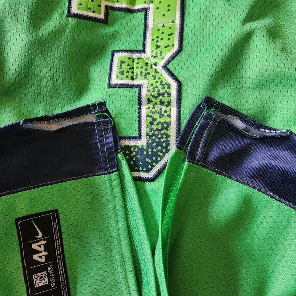 Nike NFL Russell Wilson Color Rush Green Jersey Seattle Seahawks #3 Size 44 LG - Picture 13 of 13